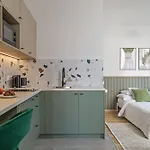 Fusion Apartments In Downtown Budapest